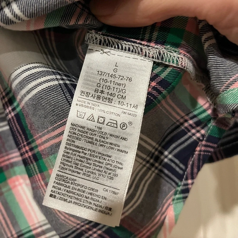 Gap girls button down plaid flannel with flutter sleeves